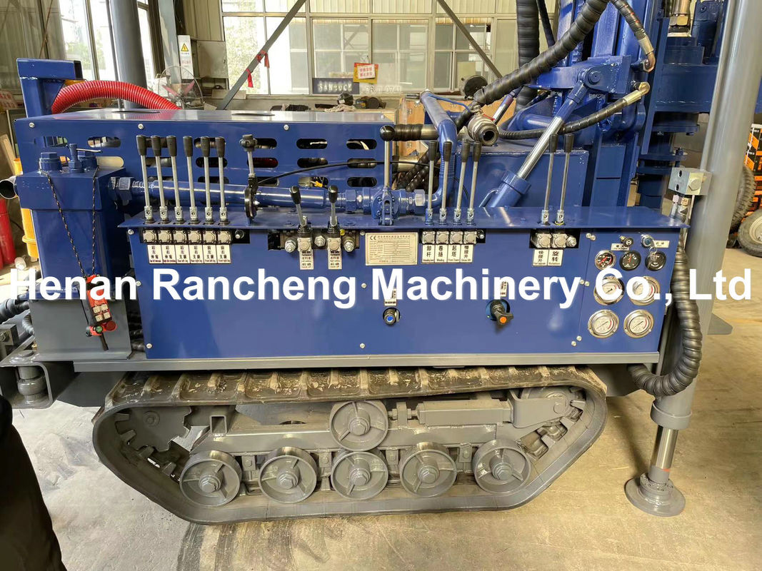 Mocny 180m Mini Crawler Wodny Drilling Rig z 77.3KW YuChai silnik do wiercenia do dziur