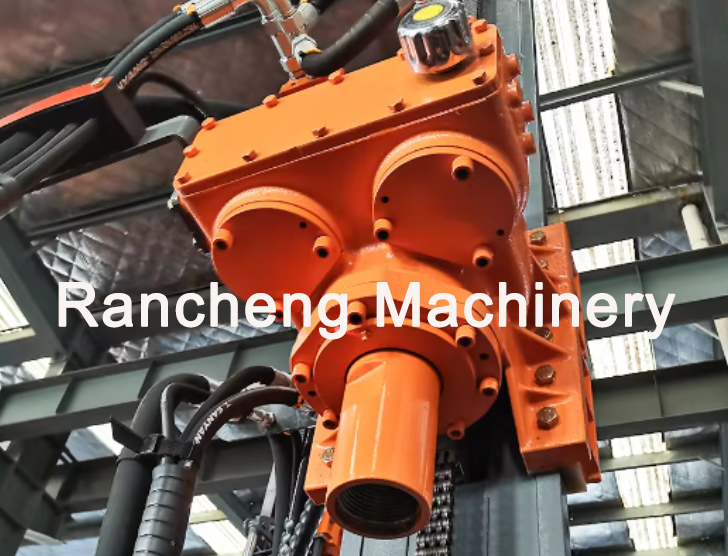Hydraulic Surface Down-The-Hole Separated (DTH) Drilling Rig For Open-Pit Mining