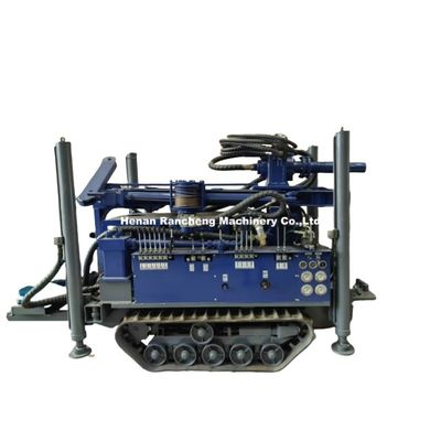 Głębokość 180m Mini Crawler Drilling Rig Machine z silnikiem wysokoprężnym 77,3 kW